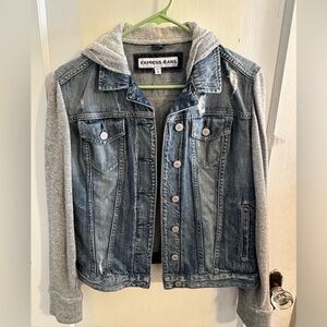 Women’s denim, hooded jacket size medium